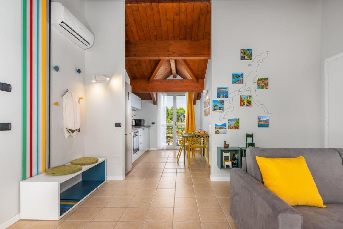 Casa Gialla 7A, New Apartment Milano&Como Bregnano ภายนอก รูปภาพ